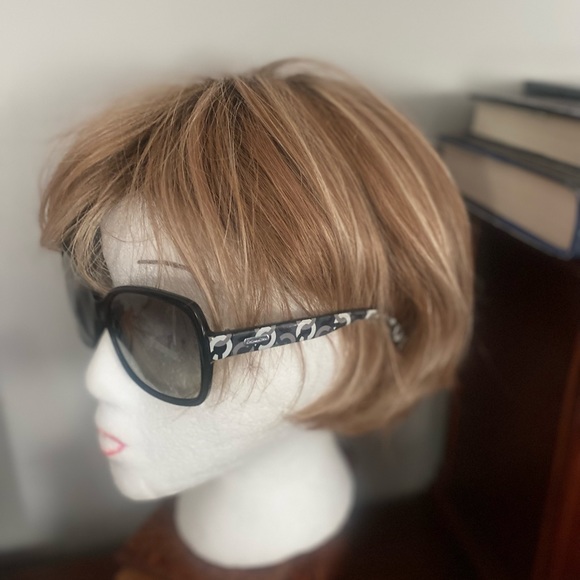 Coach sunglasses with case - Picture 5 of 10